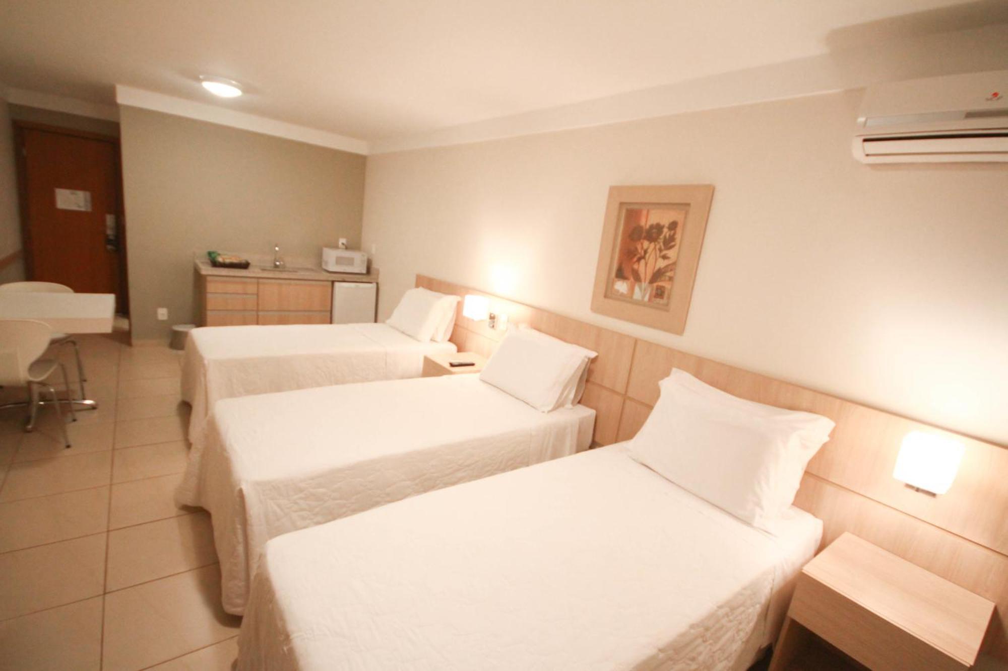 Gales Park Hotel Dourados Room photo